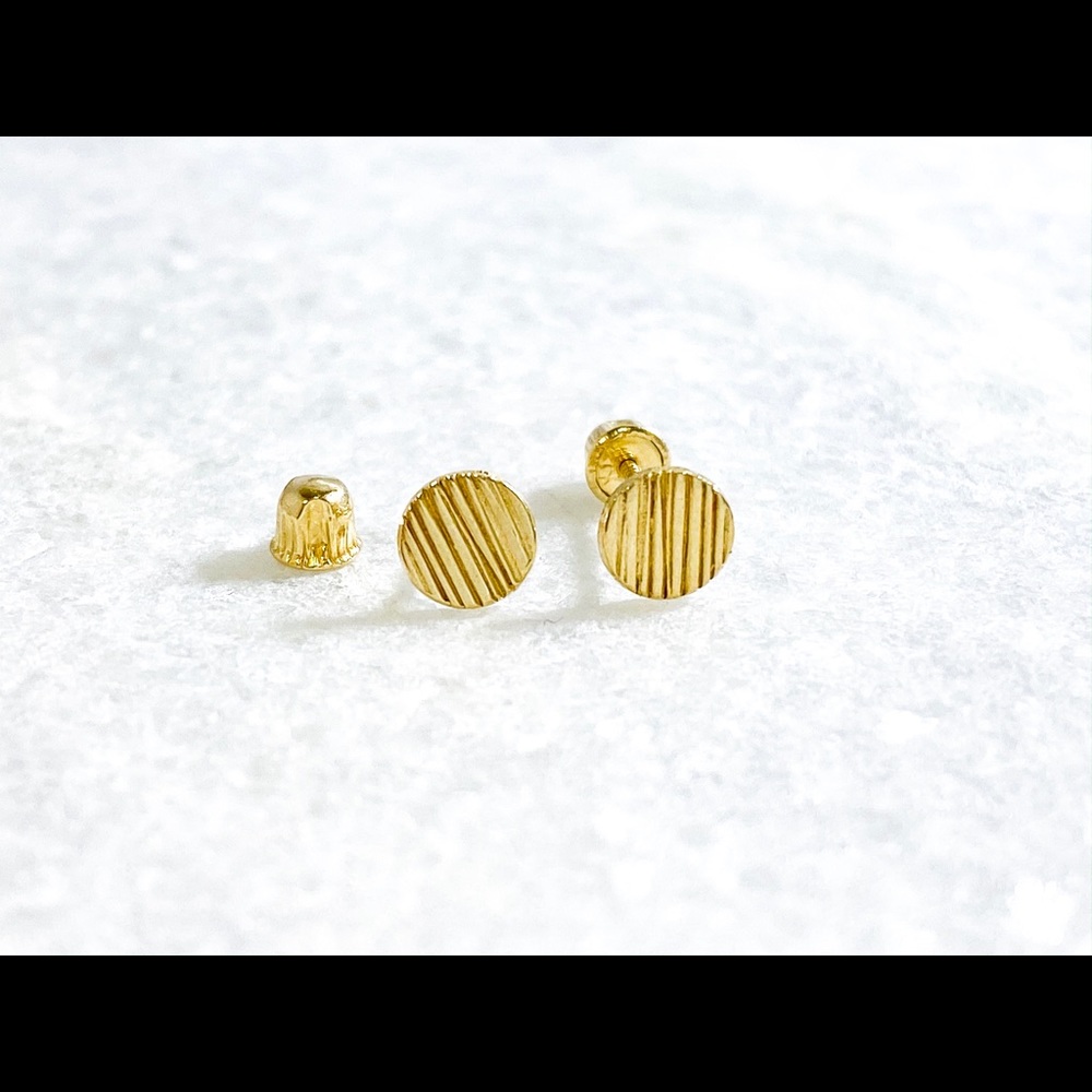Real 14k Gold Round with screw Back Earrings